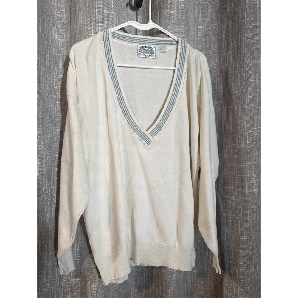 Cambridge Dry Goods mens Medium long sleeve White V-neck sweater 100% cotton Vtg